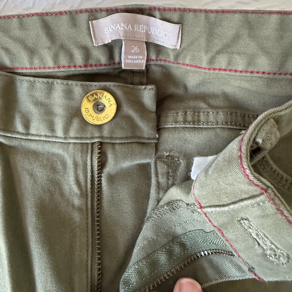 Banana Republic Olive Green Trousers - Picture 2 of 3